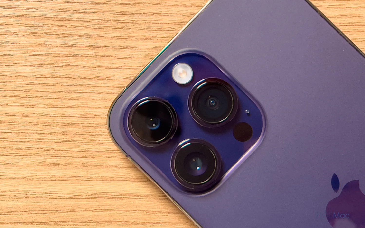 Revolution im Anmarsch: Das iPhone 16 Pro bringt ein größeres Display und eine Periskop-Linse